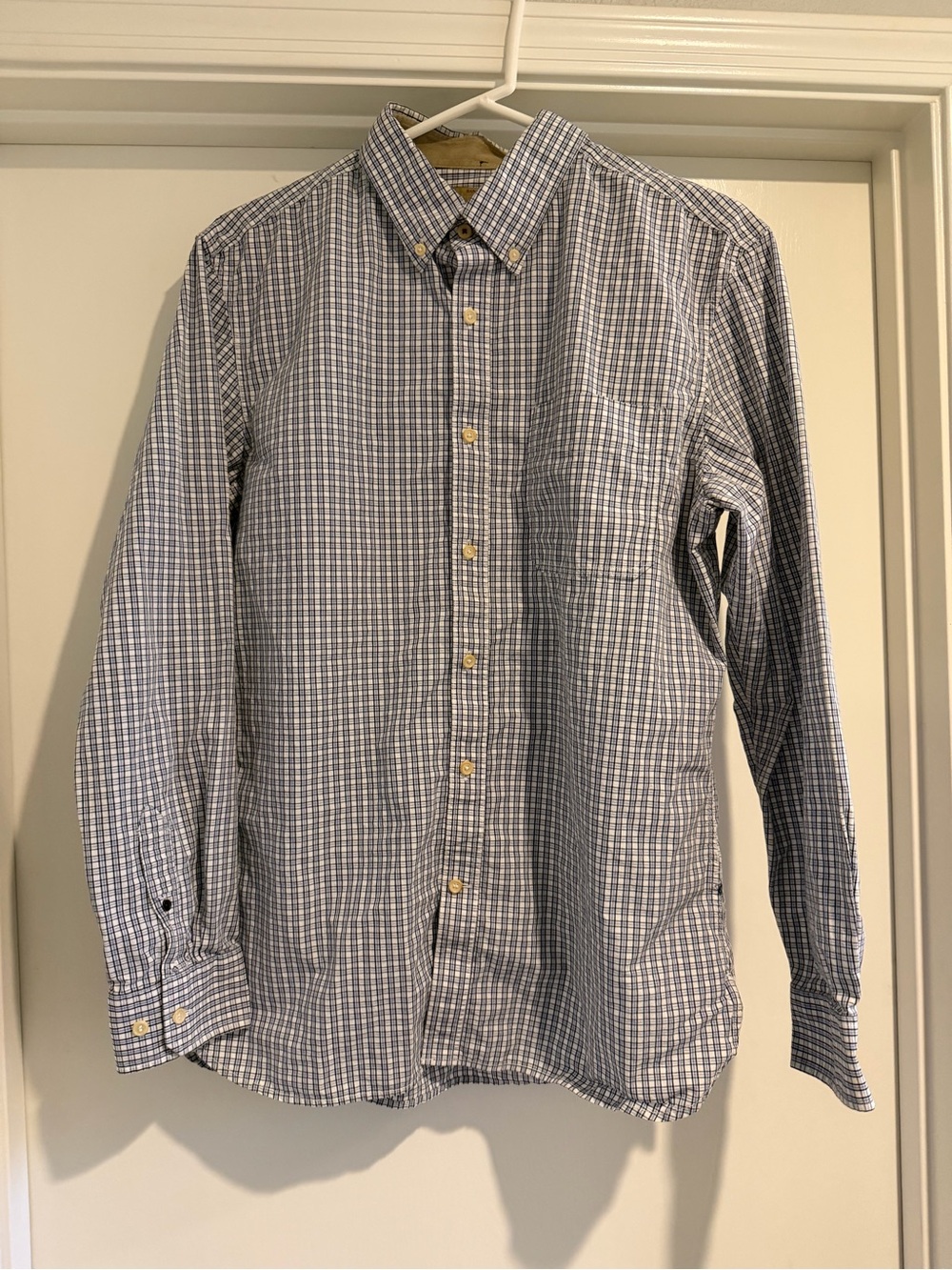 Banana Republic Men's Blue and White Checked Button-Down Shirt